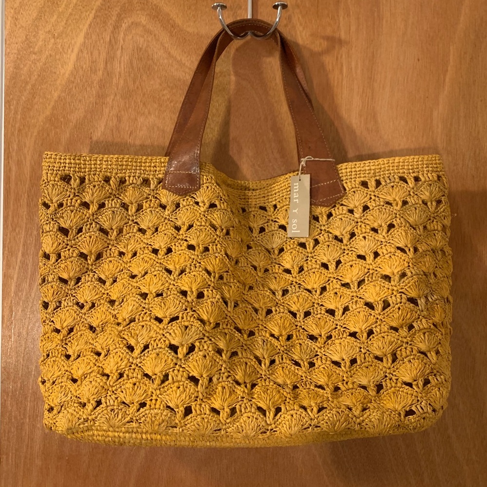 Mar Y Sol Straw Crocheted Tote Leather Straps NWT